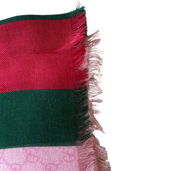 NWT GUCCI PINK WOOL GG SCARF WITH GREEN & RED WEB 55in x 55in IN BOX - Picture 8 of 16